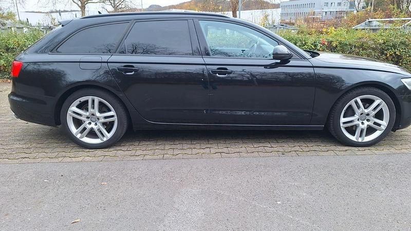 Gebraucht Audi A6 Sport 204 PS (150 kW) 2013 Schwarz Kombi