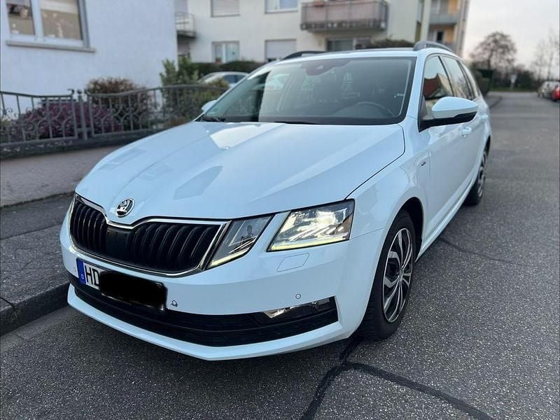 Gebraucht Skoda Octavia Drive 116 PS (85 kW) 2017 Weiß Kombi