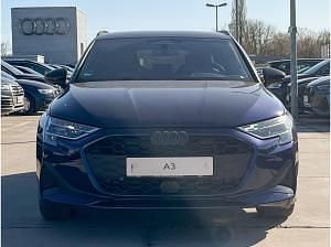 Gebraucht Audi A3 Advanced 150 PS (110 kW) 2026 Blau (navarrablau metallic) Limousine
