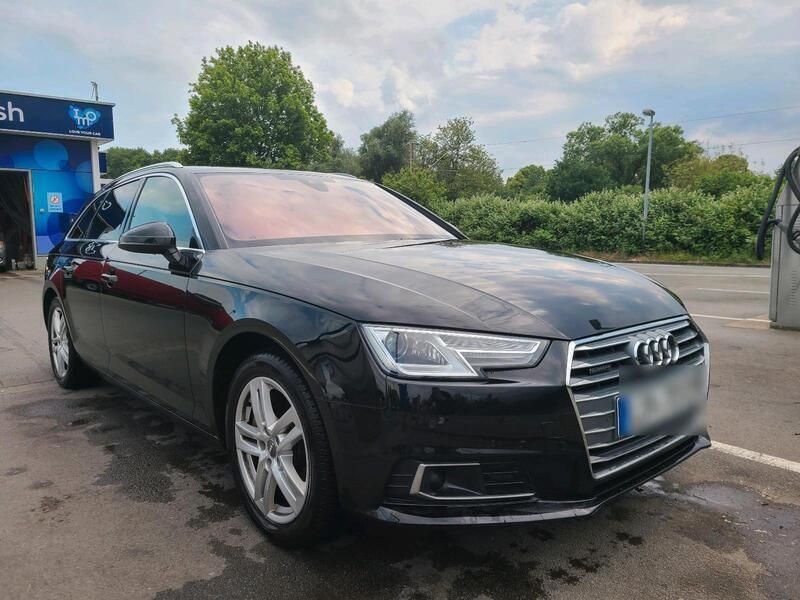 Schwarz Gebraucht 2018 Audi A4 Kombi | 17.200 € (Guter Preis) - Bild 1/4
