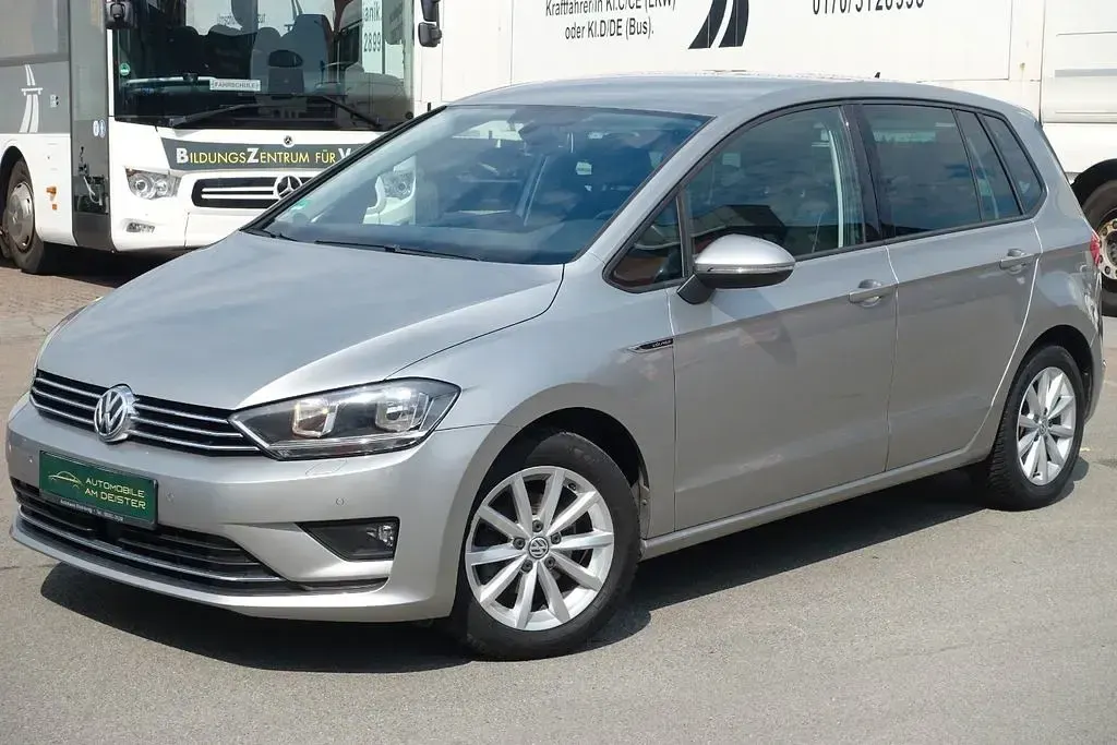 Gebraucht VW Golf Sportsvan LOUNGE 110 PS (80 kW) 2015 Silber Van / Kleinbus