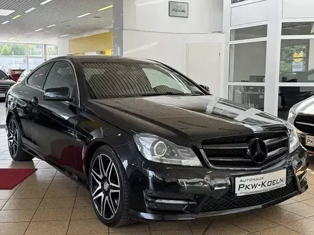Gebraucht Mercedes C250 AMG line 204 PS (150 kW) 2015 Obsidianschwarz  metallic (metallic) Coupé