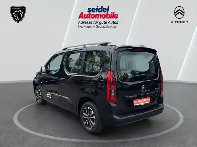 Gebraucht Citroën Berlingo Feel 102 PS (75 kW) 2018 Schwarz Van / Kleinbus