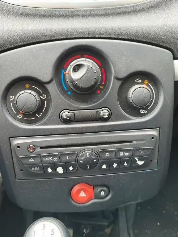 Gebraucht Renault Clio II Dynamique 101 PS (74 kW) 2009 Schwarz Limousine