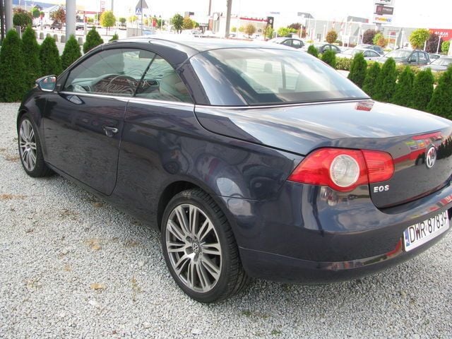 Gebraucht VW Eos 122 PS (89 kW) 2009 Blau Cabrio