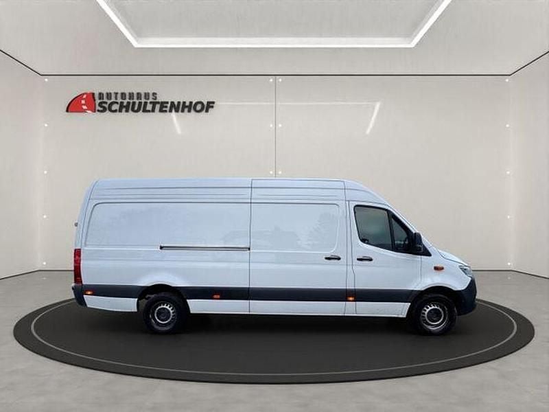 Gebraucht Mercedes Sprinter 170 PS (125 kW) 2025 Weiß Van