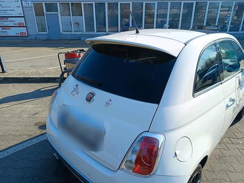 Gebraucht Fiat 500 101 PS (74 kW) 2008 Weiß Kleinwagen