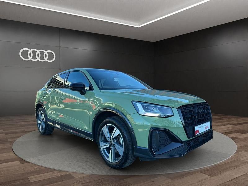 Gebraucht Audi Q2 S-Line 150 PS (110 kW) 2022 Grün SUV
