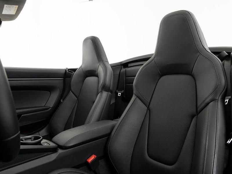 Gebraucht Porsche 911 541 PS (397 kW) 2025 Grün Cabrio