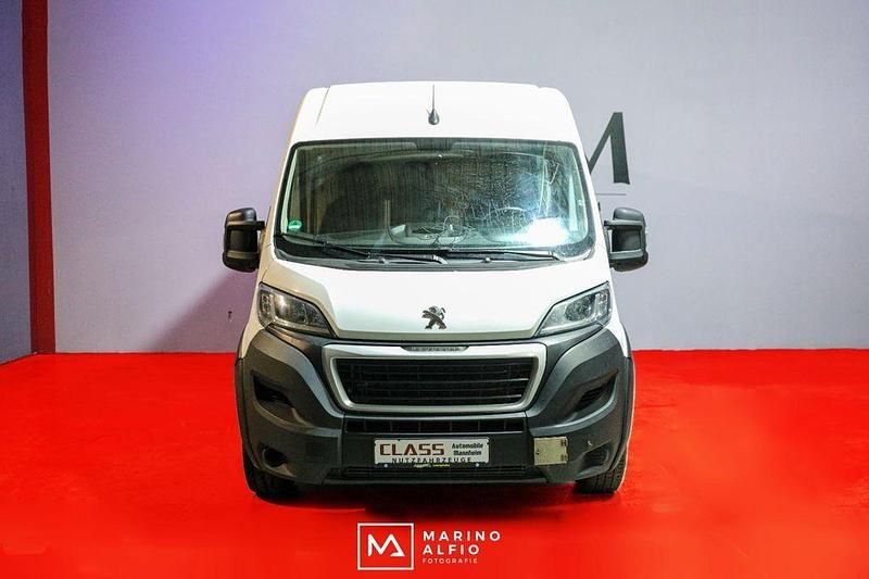 Weiß Gebraucht 2022 Peugeot Boxer Premium Van | 15.450 € (Fairer Preis) - Bild 1/4