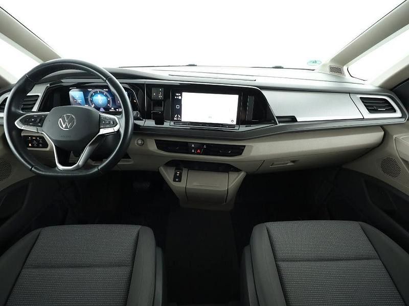 Używany VW T7 Basis 150 KM (110 kW) 2024 Niebieski Van