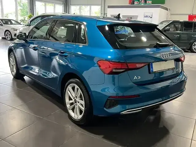 Gebraucht Audi A3 Sportback e-tron Ambiente 204 PS (150 kW) 2021 Andere Kleinwagen