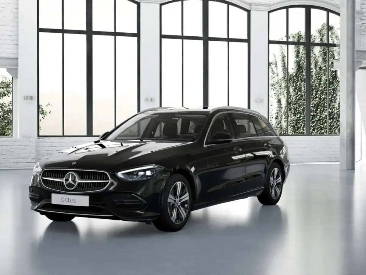 Gebraucht Mercedes C220 Avantgarde 200 PS (147 kW) 2023 Schwarz unilack schwarz uni Kombi