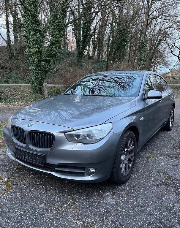 Grau Gebraucht 2010 BMW 535 Gran Turismo Limousine | 12.999 € (Fairer Preis) - Bild 1/4