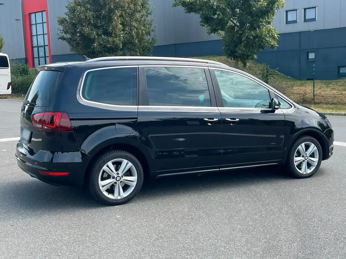 Gebraucht Seat Alhambra 184 PS (135 kW) 2015 Schwarz Van / Kleinbus