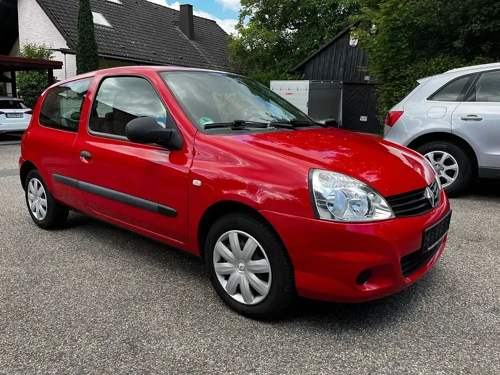 Gebraucht Renault Clio II Authentique 75 PS (55 kW) 2011 Rot Limousine