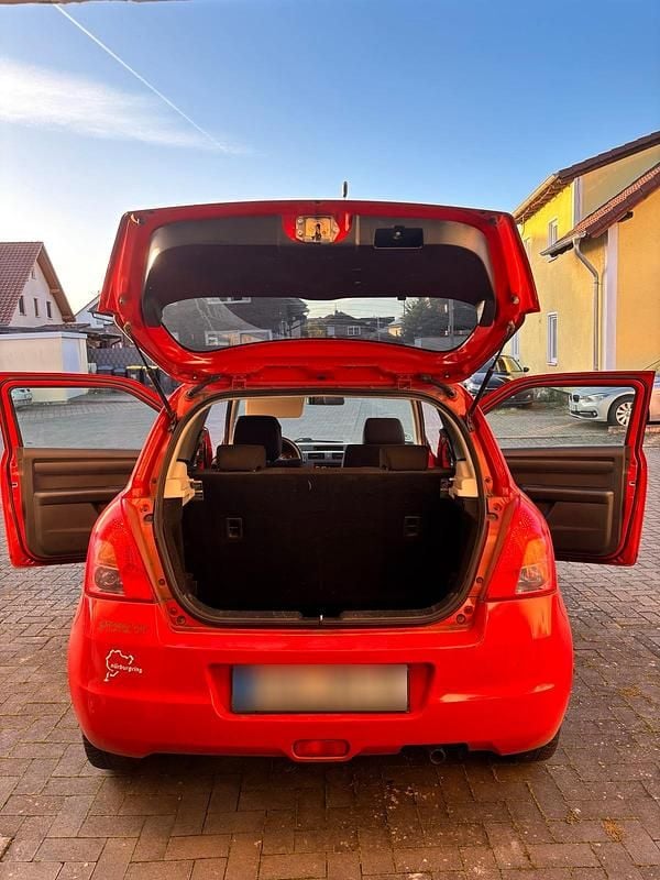 Gebraucht Suzuki Swift 92 PS (67 kW) 2007 Rot Kleinwagen