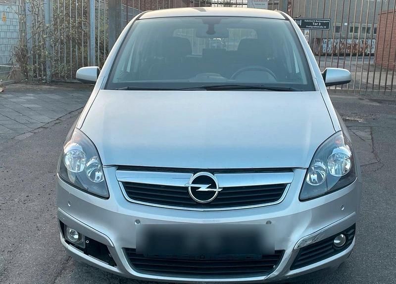 Silber Gebraucht 2006 Opel Zafira Van / Kleinbus | 2.650 € (Guter Preis) - Bild 1/4