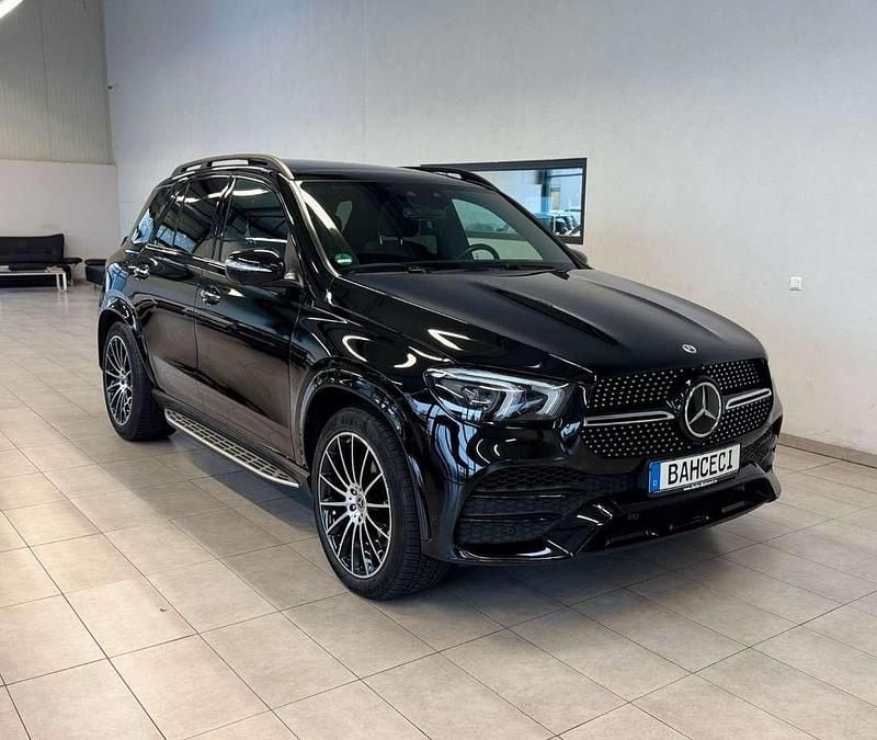 Schwarz Gebraucht 2022 Mercedes GLE400 AMG line SUV | 67.800 € (Guter Preis) - Bild 1/3