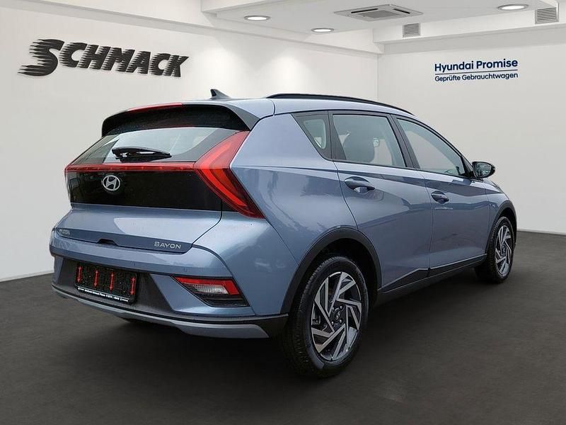 Neu Hyundai Bayon Trend 101 PS (74 kW) 2025 Blau SUV