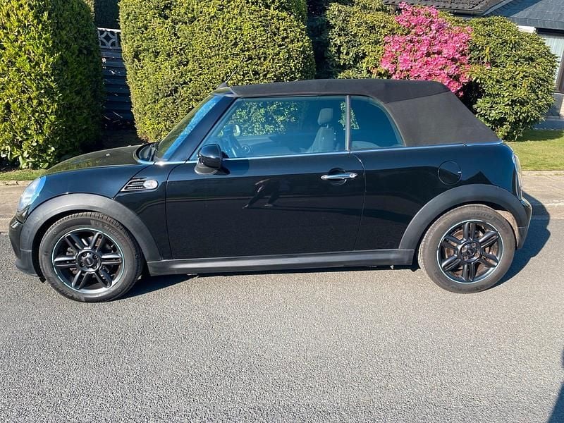 Occasion Mini One Cabriolet 98 ch (72 kW) 2010 Noir Cabriolet