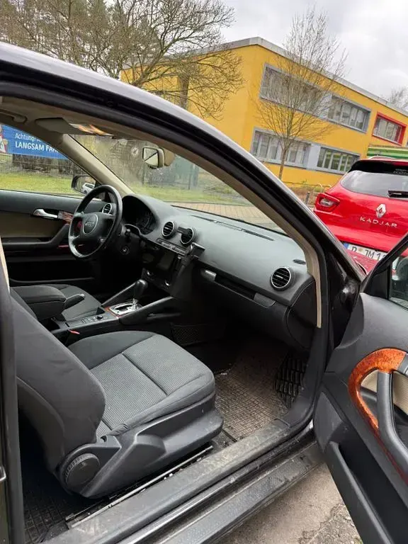 Używany Audi A3 Ambiente 150 KM (110 kW) 2003 Czarny Hatchback