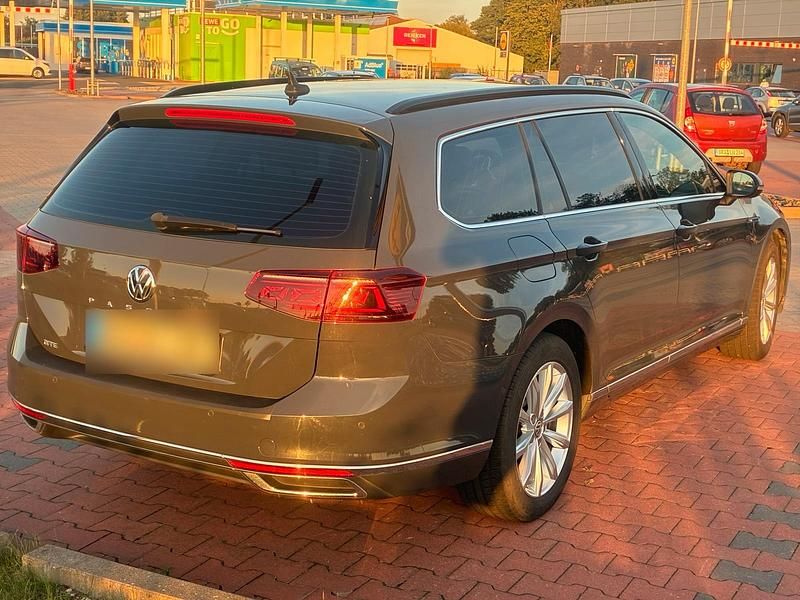 Gebraucht VW Passat GTE 218 PS (160 kW) 2020 Grau Kombi