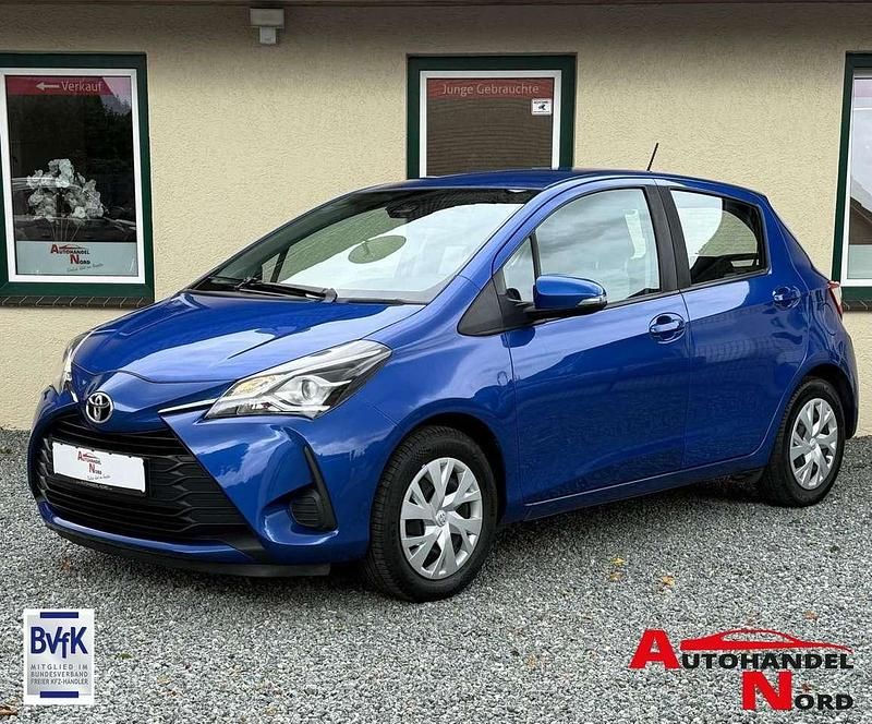Blau Gebraucht 2019 Toyota Yaris Comfort Kleinwagen | 9.485 € (Fairer Preis) - Bild 1/4