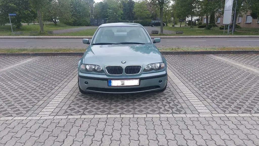 Gebraucht BMW 320 170 PS (125 kW) 2003 Grau Limousine