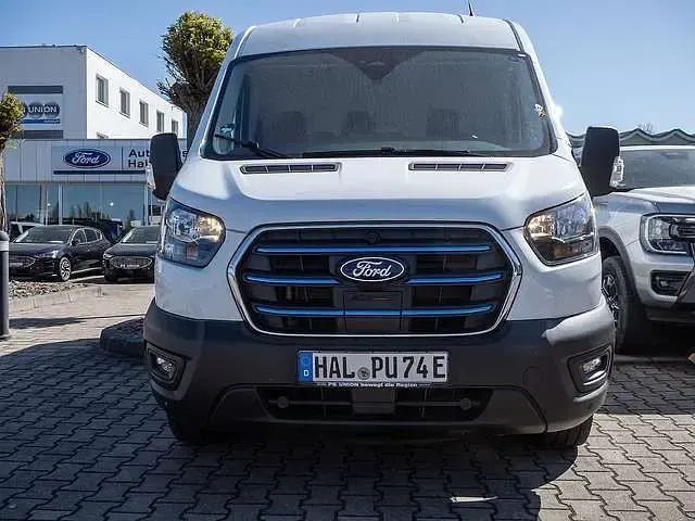 Neu Ford Transit 135 kW (184 PS) 2025 Frozen white Van