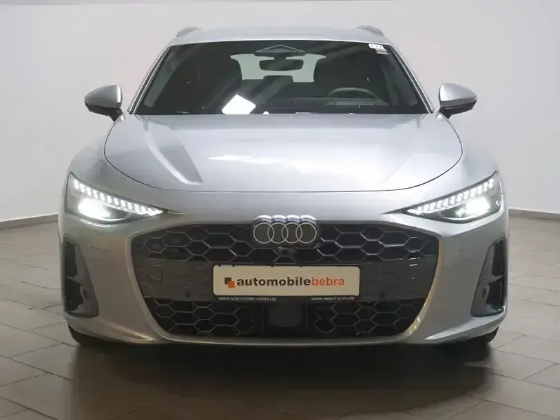 Second-hand Audi A6 S-Line 367 CP (269 kW) 2025 Argintiu Break