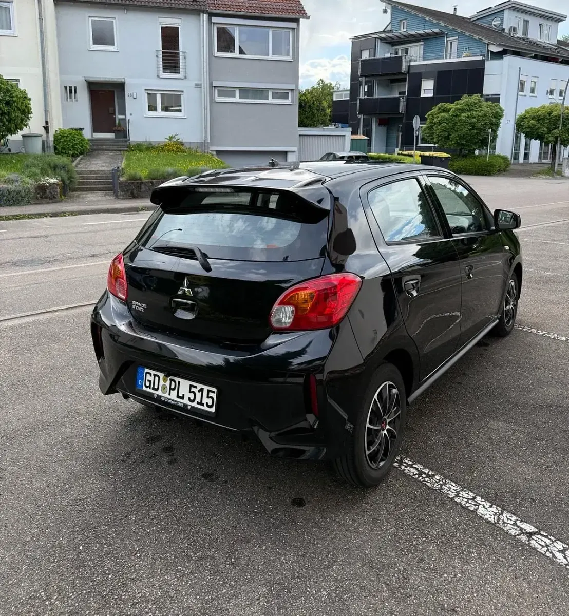 Usata Mitsubishi Space Star 71 CV (52 kW) 2022 Nero Utilitaria