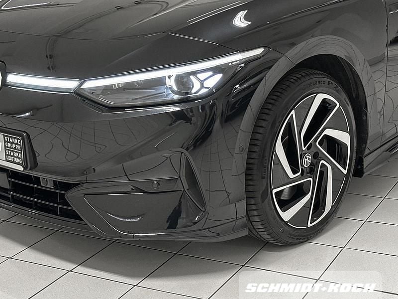 Gebraucht VW ID.7 Pro 11 kW (15 PS) 2026 Grenadillschwarz (schwarz)