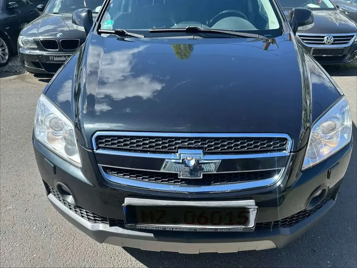Gebraucht Chevrolet Captiva LT 150 PS (110 kW) 2010 Karbonschw graphitschw midnigh SUV