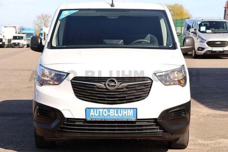 Gebraucht Opel Combo 102 PS (75 kW) 2022 Kaolinweiß Van / Kleinbus