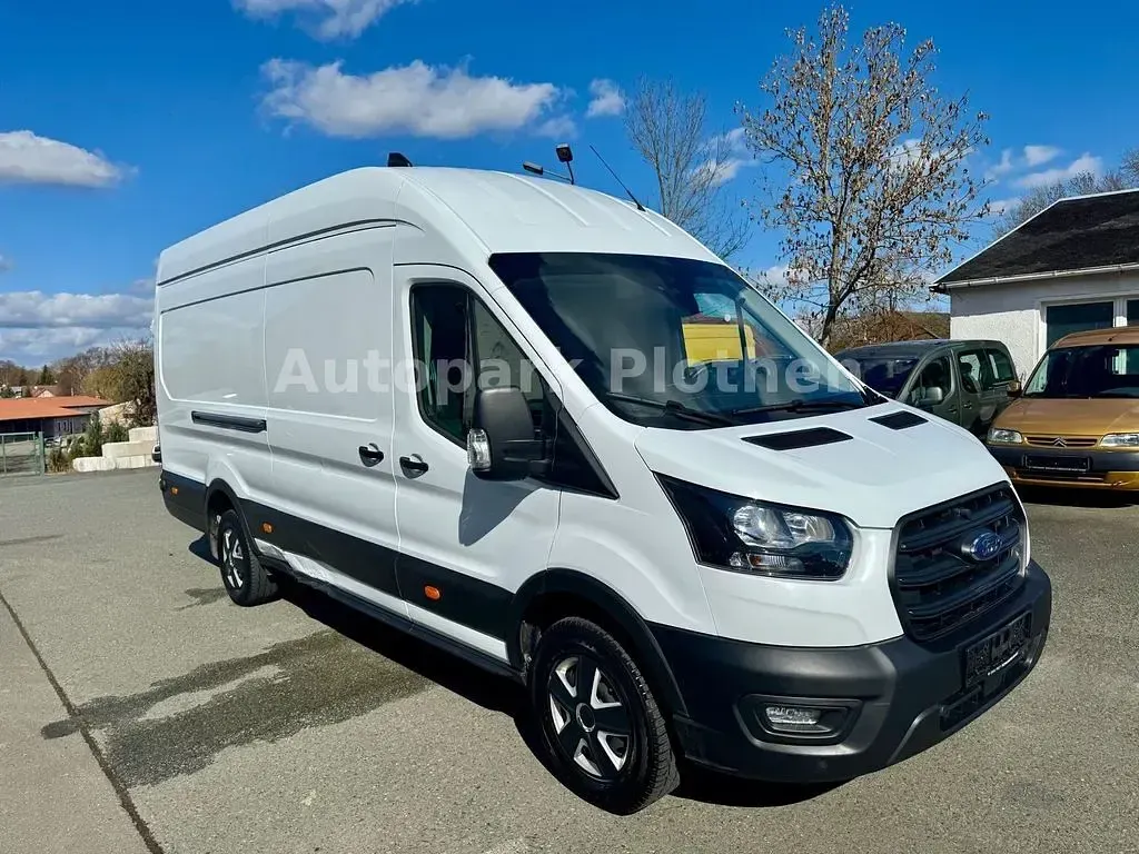 Używany Ford Transit 131 KM (96 kW) 2024 Biały Minivan