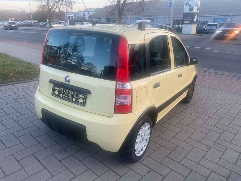 Gebraucht Fiat Panda Active 54 PS (39 kW) 2009 Mambo gelb Kleinwagen