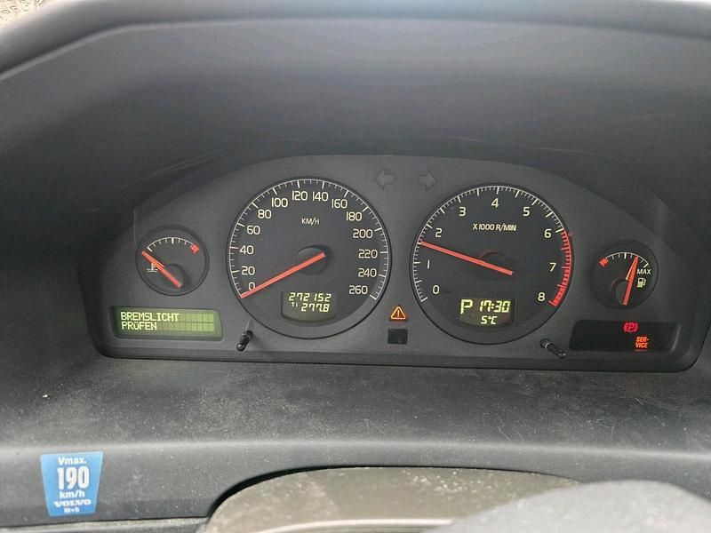 Gebraucht Volvo V70 170 PS (125 kW) 2001 Blau Kombi