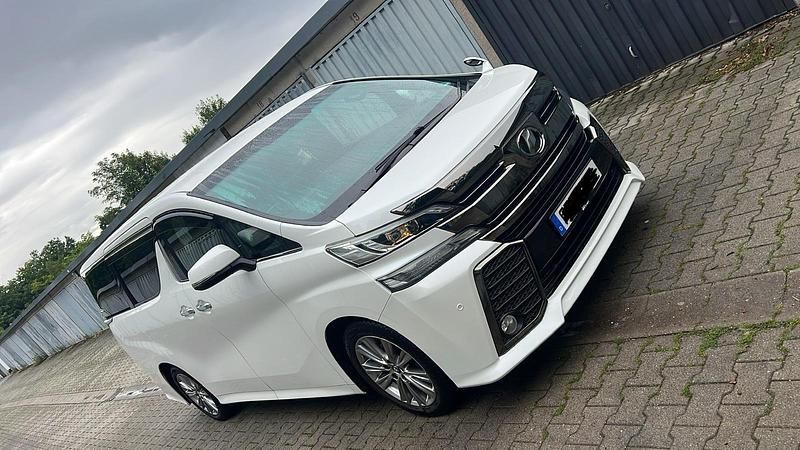 Gebraucht Toyota Alphard 182 PS (133 kW) 2016 Weiß Van / Kleinbus