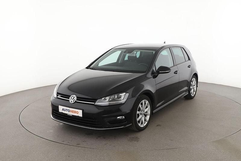 Schwarz Gebraucht 2016 VW Golf VII Highline Limousine | 15.620 € (Guter Preis) - Bild 1/3