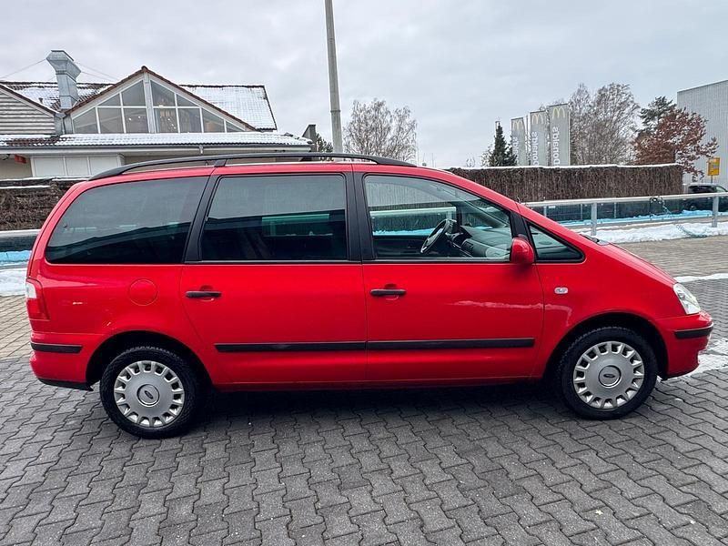 Gebraucht Ford Galaxy Trend 140 PS (102 kW) 2005 Rot Van / Kleinbus