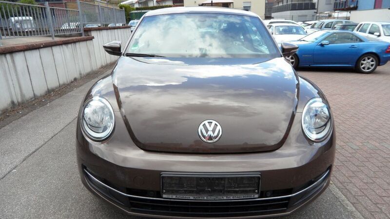 Braun Gebraucht 2012 VW Beetle Design Limousine | 4.499 € (Guter Preis) - Bild 1/4