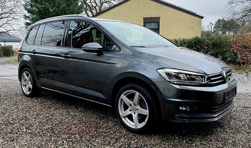 Gebraucht VW Touran Join 150 PS (110 kW) 2018 Grau Van / Kleinbus