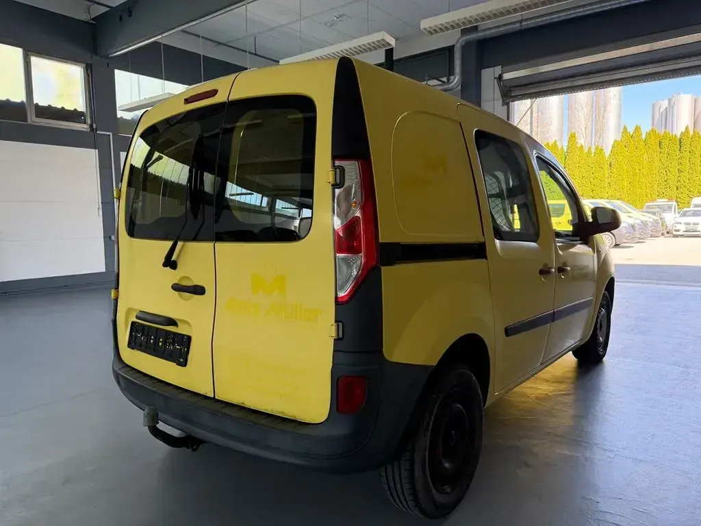 Second-hand Renault Kangoo 90 CP (66 kW) 2016 Galben Monovolum