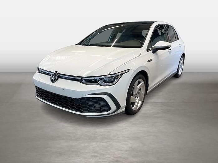 Weiß Gebraucht 2022 VW Golf VIII GTD Limousine | 28.220 € (Guter Preis) - Bild 1/4