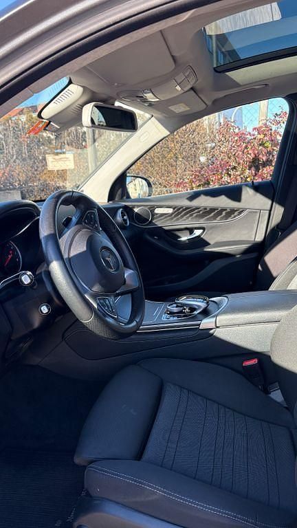 Gebraucht Mercedes GLC250 211 PS (155 kW) 2017 Grau SUV
