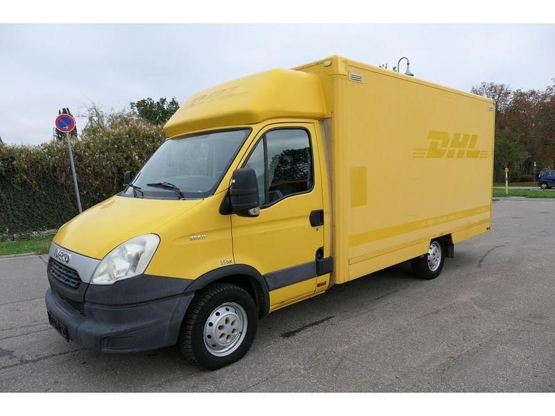 Gelb Gebraucht 2012 Iveco Daily Van | 9.639 € - Bild 1/4