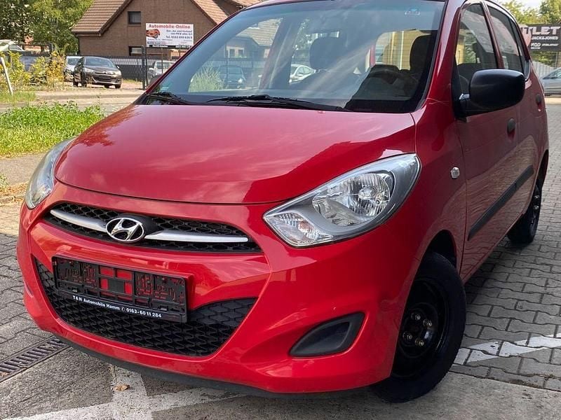 Rot Gebraucht 2012 Hyundai i10 Edition Kleinwagen | 1.999 € (Guter Preis) - Bild 1/4