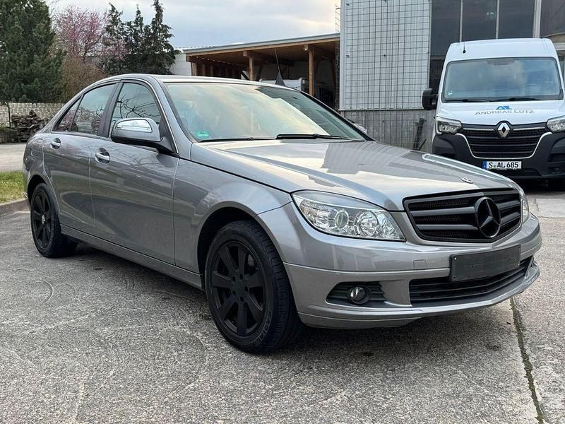 Silber Gebraucht 2007 Mercedes C200 Limousine | 3.990 € (Superpreis) - Bild 1/4