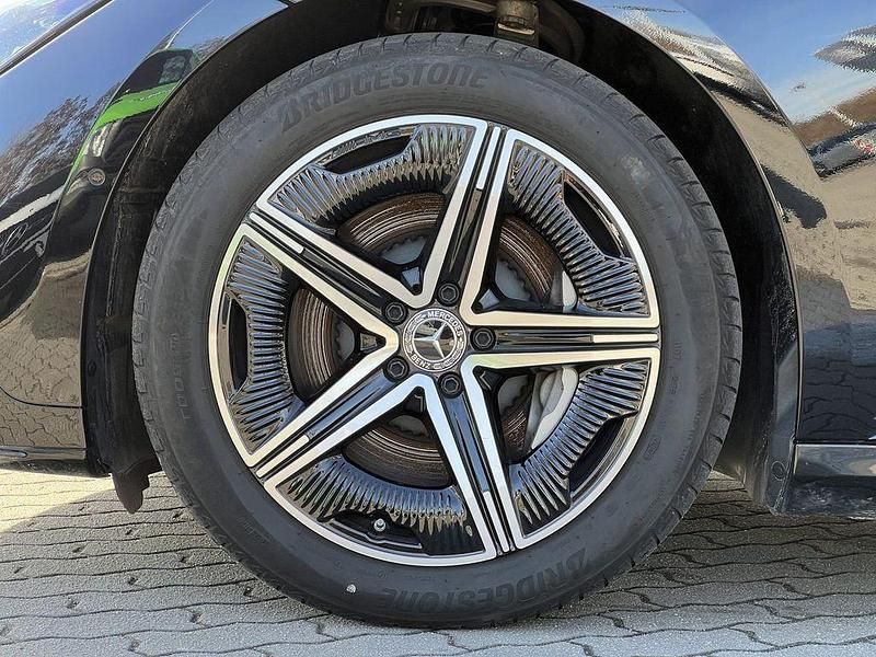 Gebraucht Mercedes EQE300 AMG 180 kW (245 PS) 2024 Schwarz Limousine